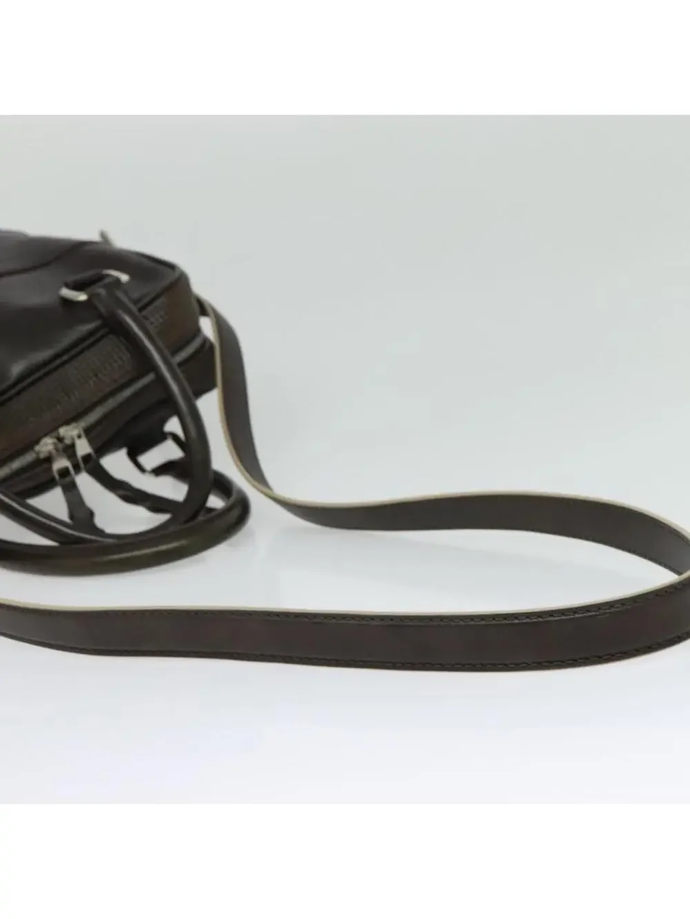 Louis Vuitton Cuir Bequia Porte #344032L75B